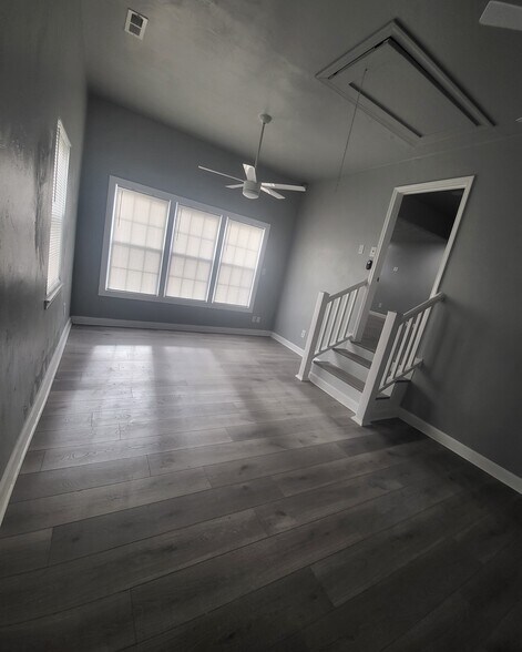 Bedroom 4 - 801 Portland St