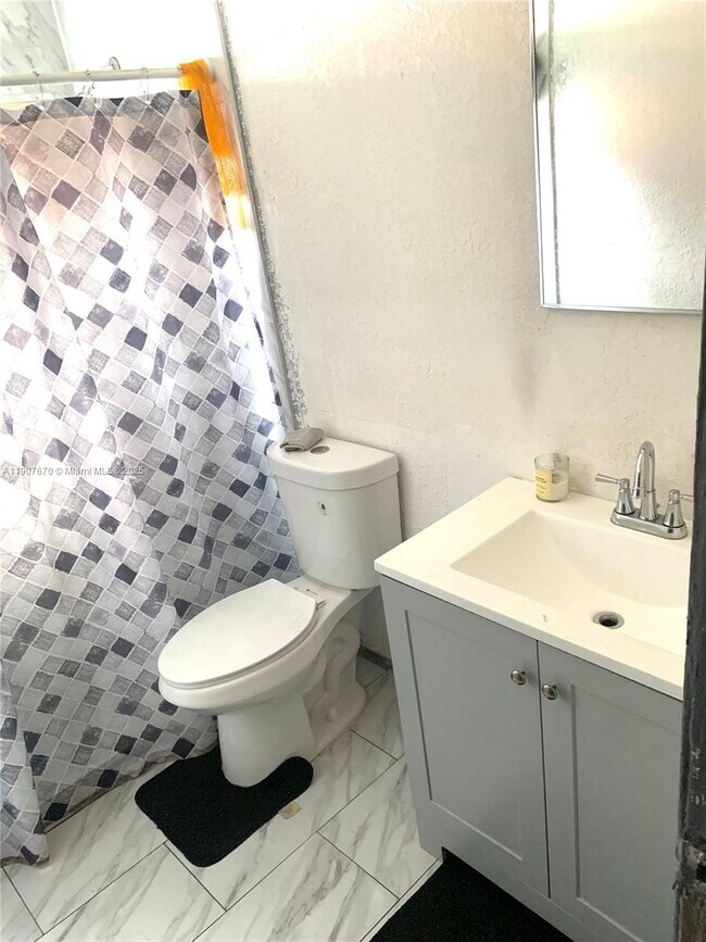 Building Photo - 5930 NW 20th St