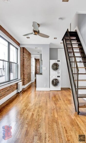 Building Photo - E 13TH ST.