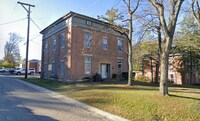 Building Photo - 403 Miami St