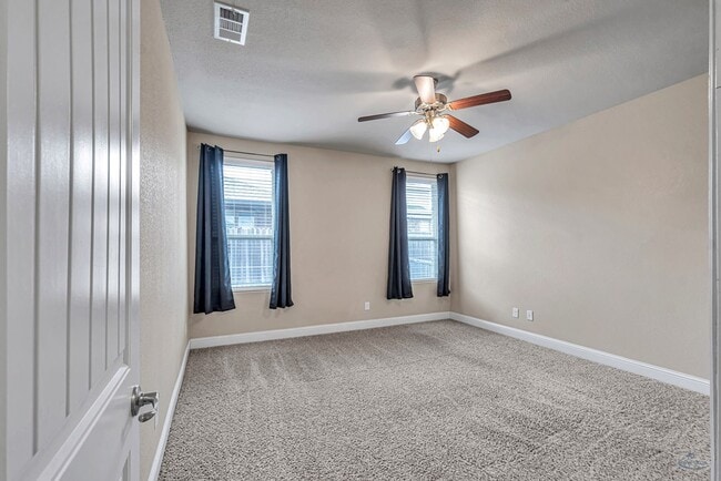 Building Photo - 7041 XIT Ranch Rd