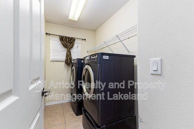 Building Photo - 3882 Prescott Loop