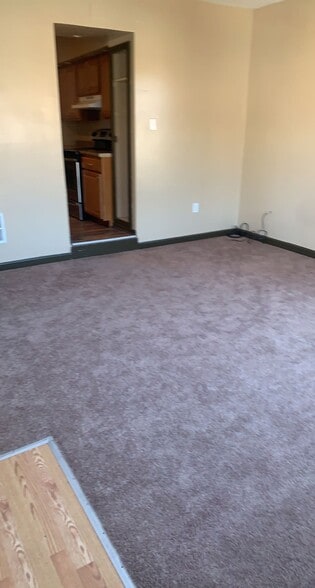 Building Photo - 1205 3rd Ave