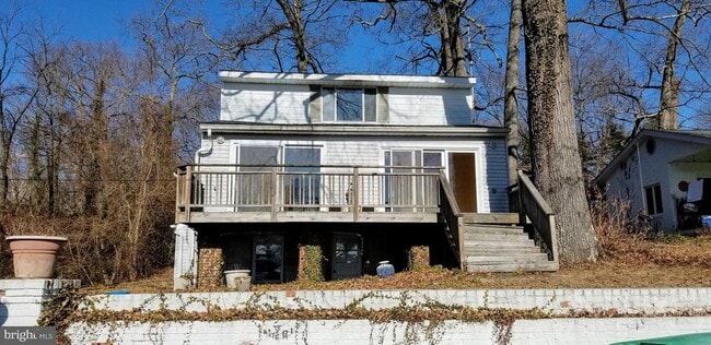 Building Photo - 355 Sturtons Ln