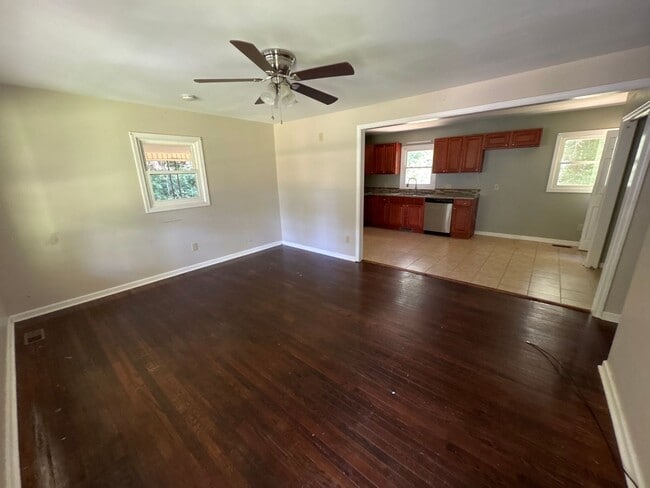 Building Photo - NEW RENTAL LISTING - NO HUD NO SECTION 8