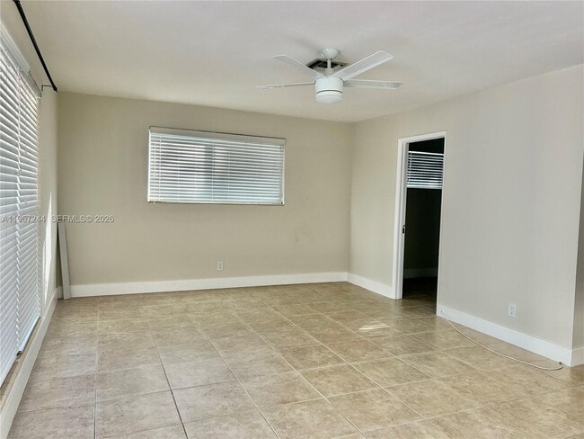 Building Photo - 1433 NE 22nd St