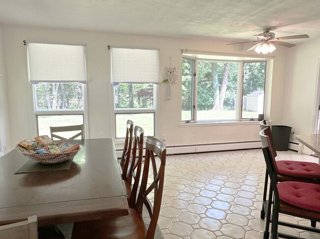 Building Photo - 39 Mohawk Dr