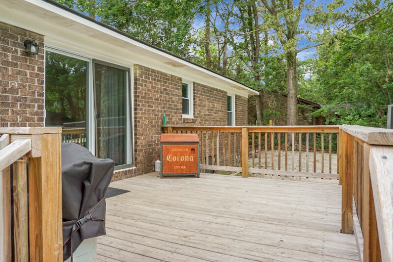 Building Photo - 145 Giles Dr