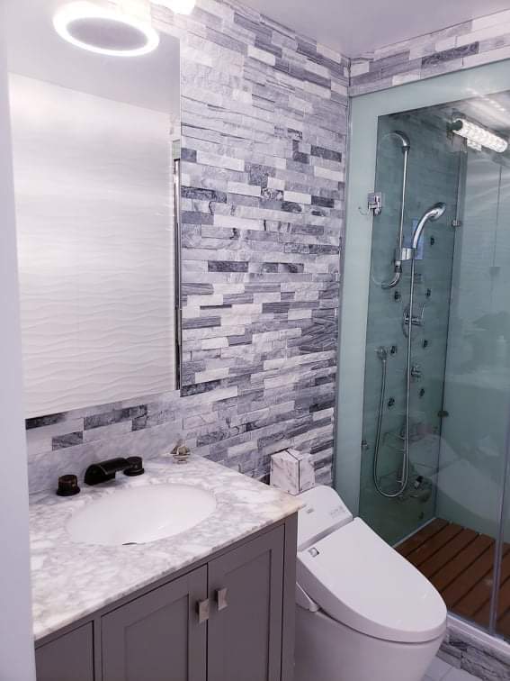 Building Photo - 5 Admiral Dr