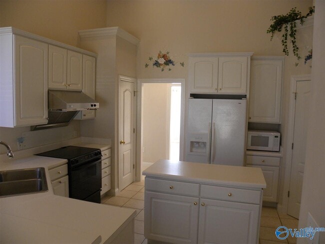 Building Photo - 214 Mainsail Way