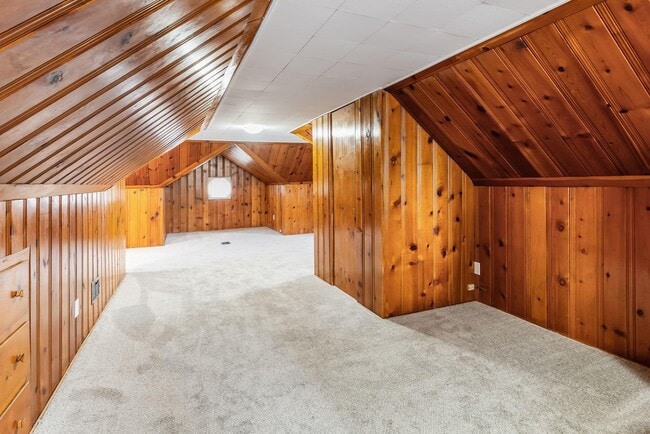 Building Photo - 1295 Wilson Ave