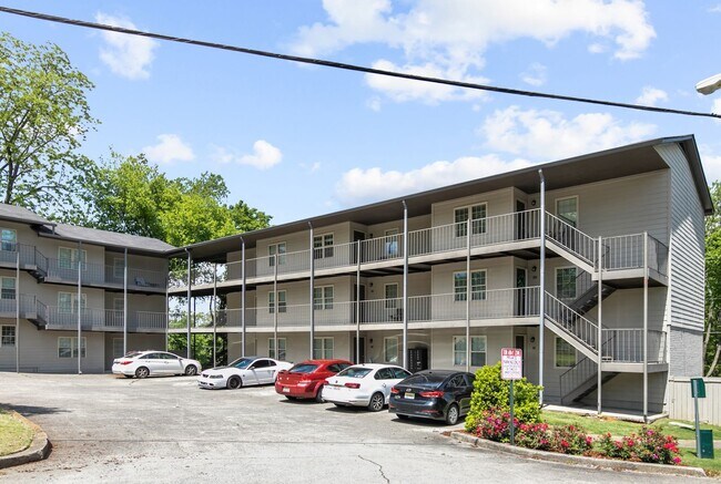 Interior Photo - Avondale