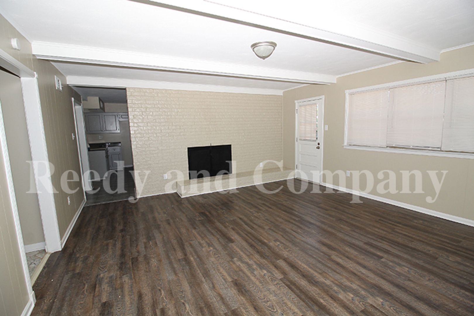 Building Photo - 3235 Fox Chase Dr