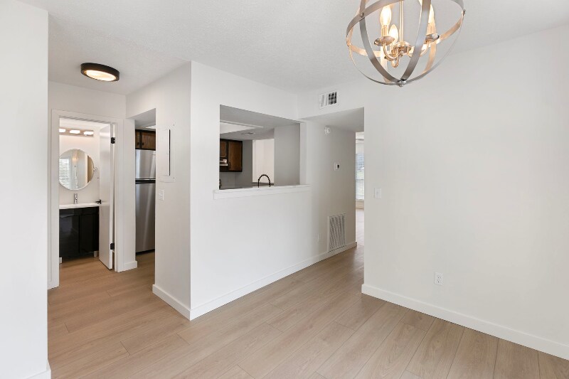 Building Photo - 5742 Brentwood Meadows Cir