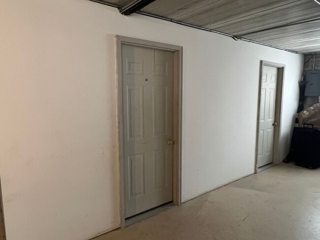 Building Photo - 8659 Meade Ave