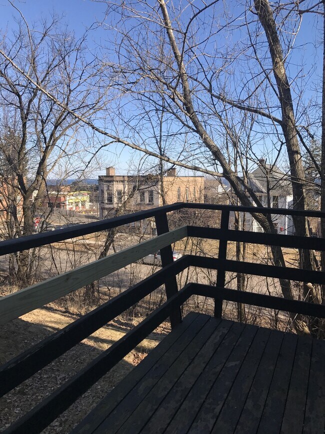 Building Photo - 2021 Jefferson St