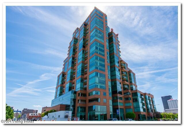 Primary Photo - 222 E Witherspoon St