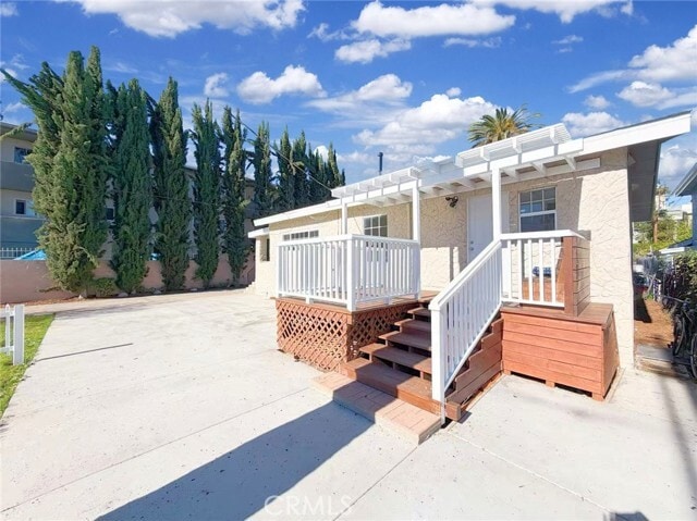 Building Photo - 285 Parke St