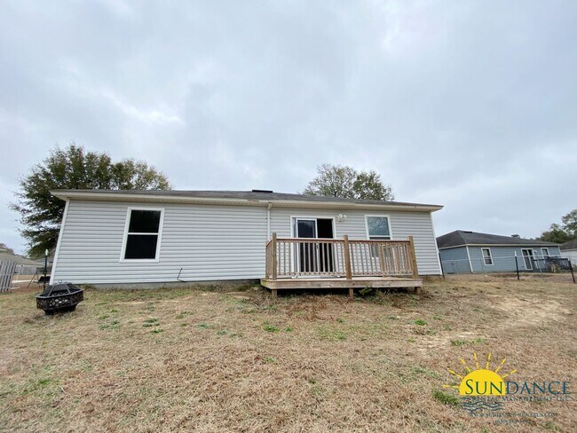 Building Photo - Lovely 4 Bedroom Home in Ridgecrest Subdivision