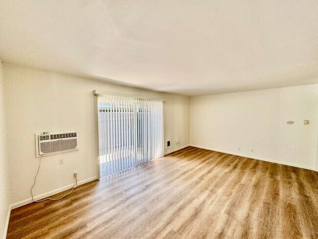 Building Photo - 495 Ignacio Blvd