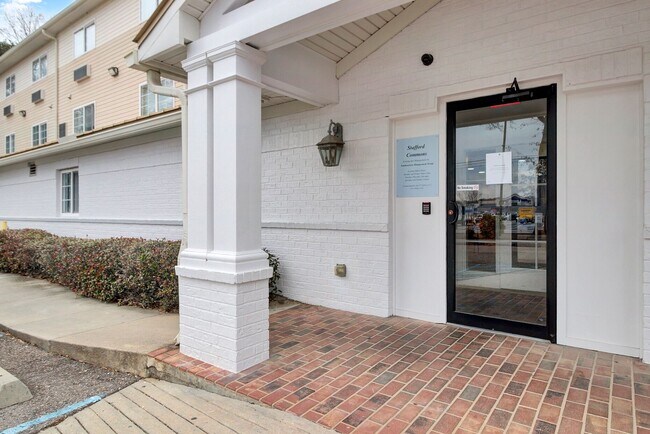 Building Photo - FIRST MONTH FREE- STUDIO APT- Available 1/...