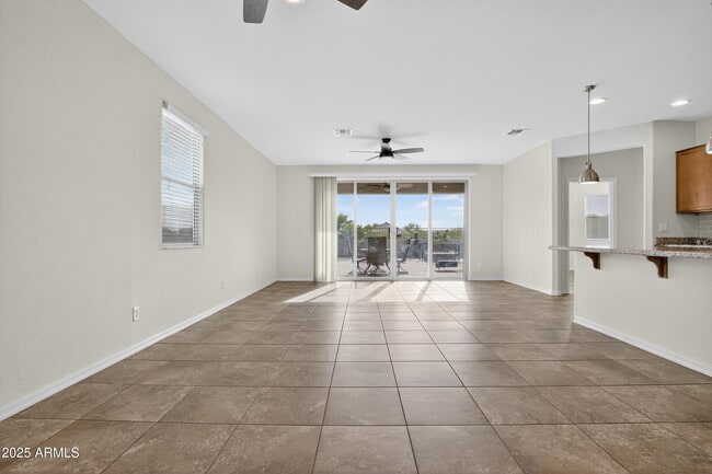 Building Photo - 17763 W Granite View Dr