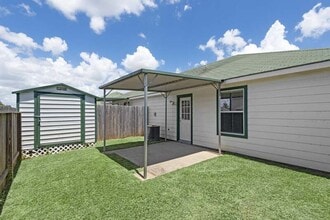 Building Photo - 5082 Akumal Calle