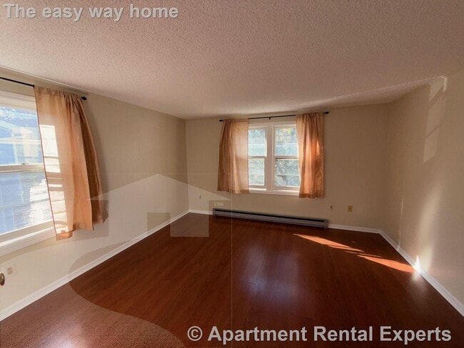 Building Photo - 7 Myrtle St