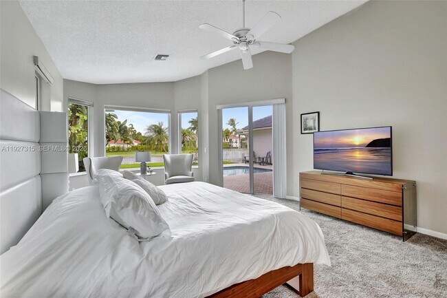 Building Photo - 2922 Medinah