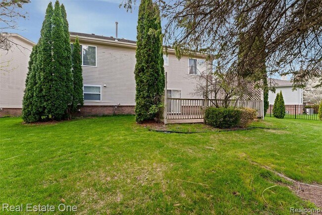 Building Photo - 4721 Carrington Dr