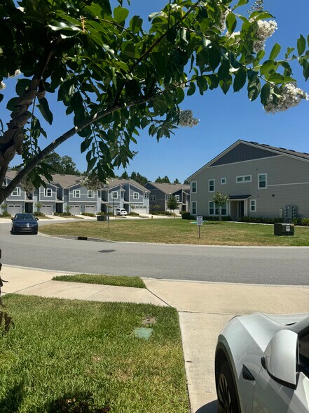 Building Photo - 11160 Minnetta Ct