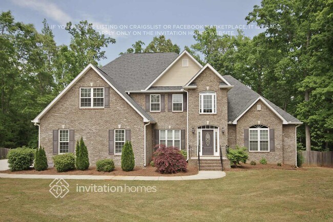 Primary Photo - 152 Chamlee Way