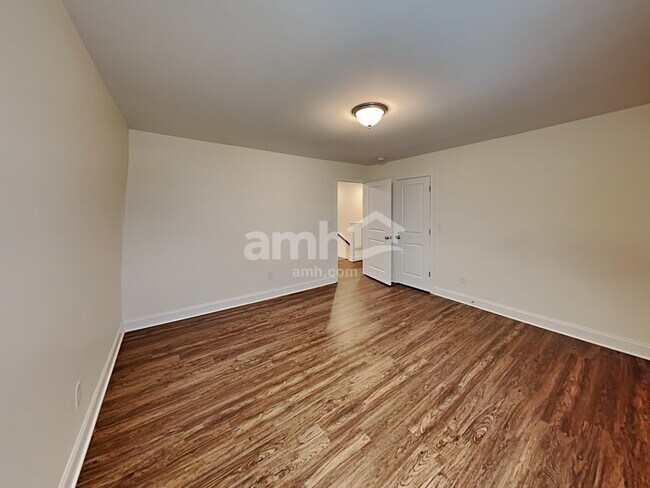 Building Photo - 4841 Chutney Dr