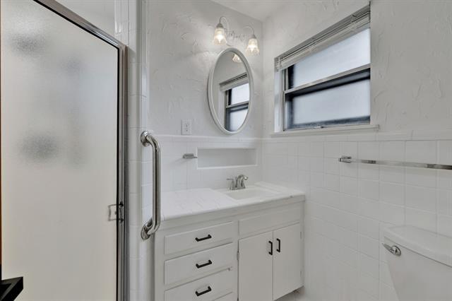 Building Photo - 1024 Eunice St