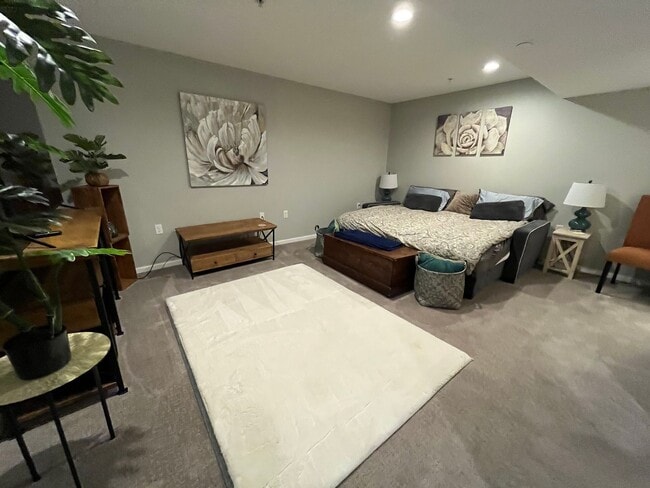 Building Photo - Fantastic Townhome in Loveland