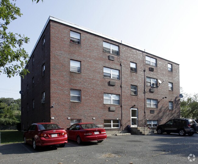 Building Photo - 100 Quarry St