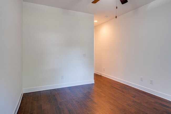 Building Photo - 5222 Kentucky Ave