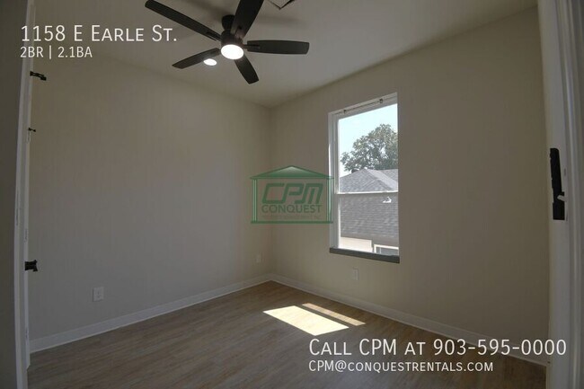 Building Photo - 1158 E Earle St