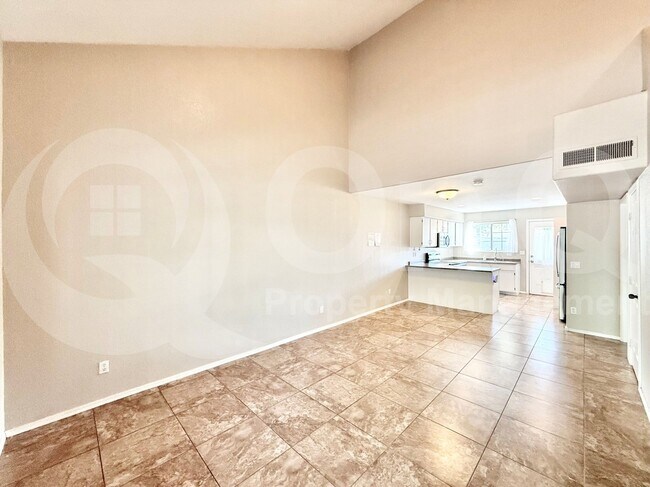 Building Photo - 860 N McQueen Rd