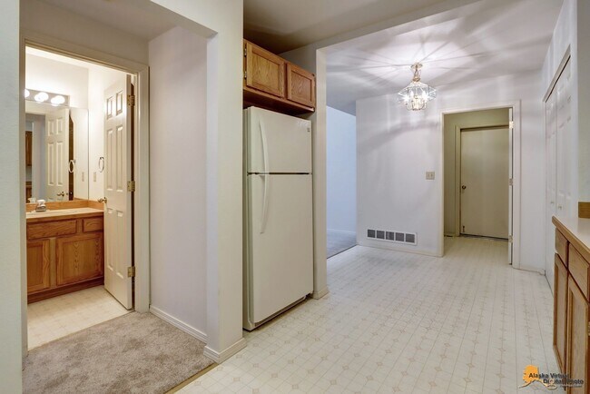 Building Photo - East Anchorage Condo with Fenced in Yard, ...