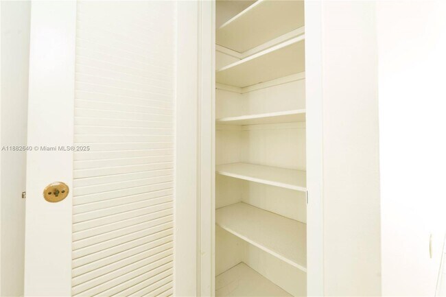 Building Photo - 5825 Collins Ave