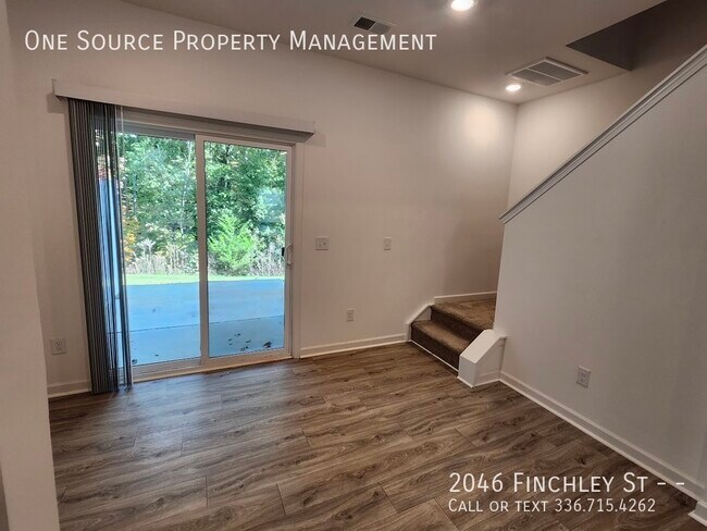 Building Photo - 2046 Finchley St