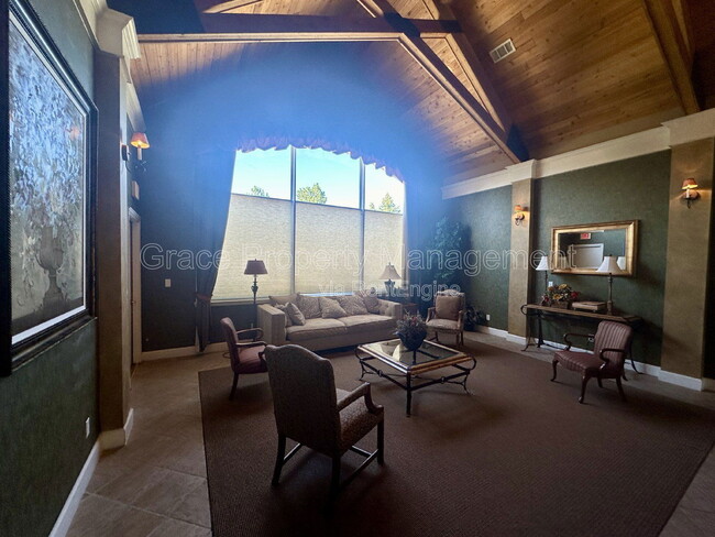 Building Photo - 12764 Ironstone Way