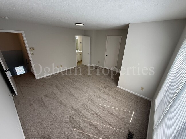 Building Photo - 1905 Winding Ridge Ct