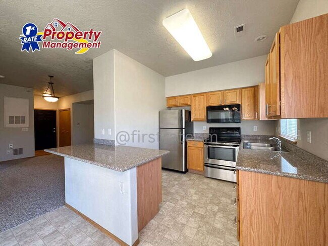 Building Photo - 1949 E Wilson Ln