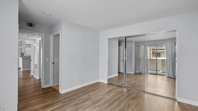 Building Photo - 24491 Valle Del Oro