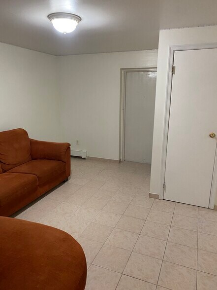 Living/Dining Area - 749 S Broad St