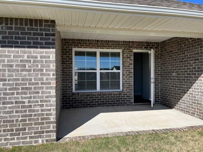 Building Photo - MADISON City Schools! MOVE IN READY NEW 4BR