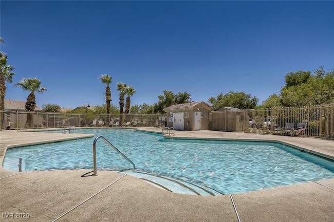 Building Photo - 8729 Horizon Wind Ave