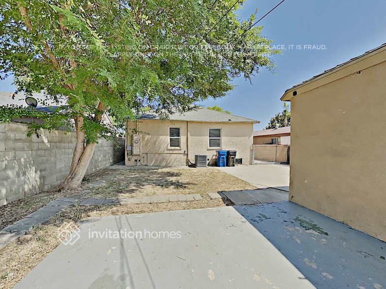 Building Photo - 863 N Workman St